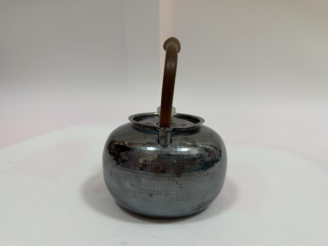 純銀製 玉石摘 鎚目紋 湯沸 銀瓶 煎茶道具