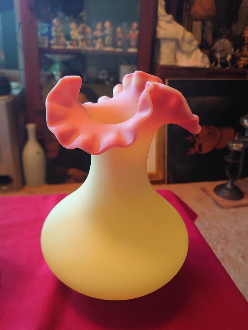 Fenton フェントン社製バーミーズグラス ヴァセリン フラワーベース