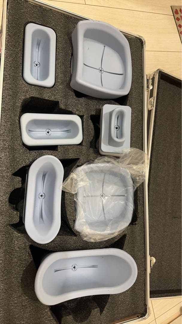 脂肪冷却　吸引カップ