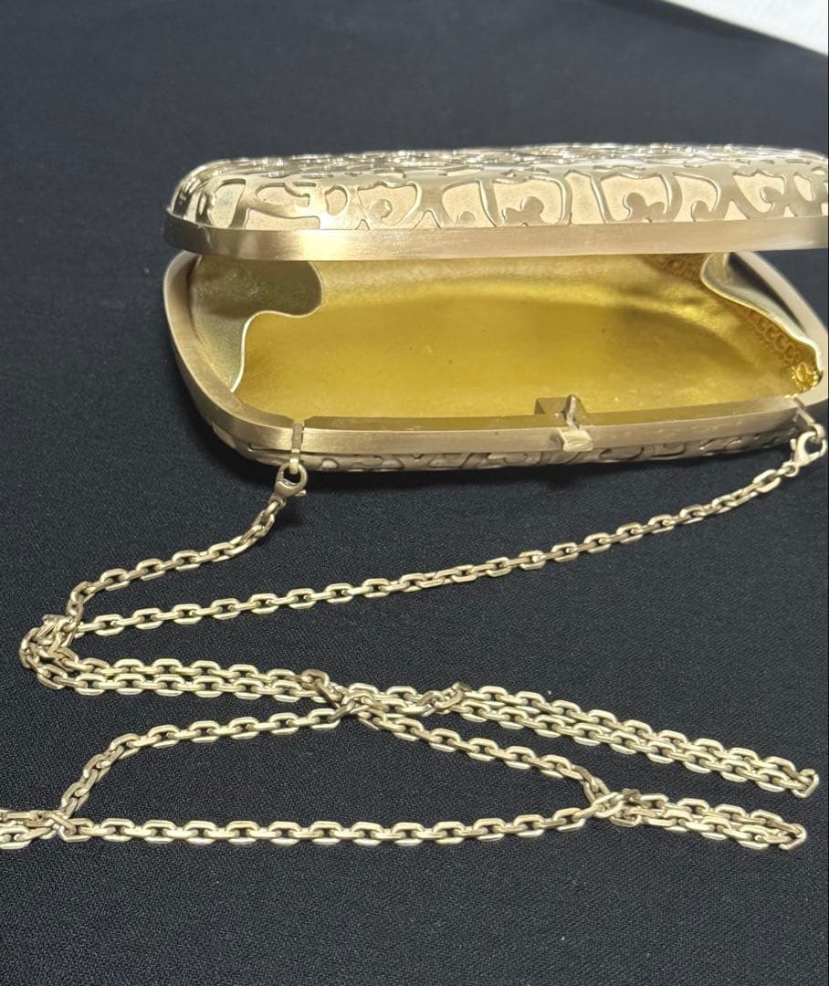 フェラガモ クラッチ　パーティー　バッグ