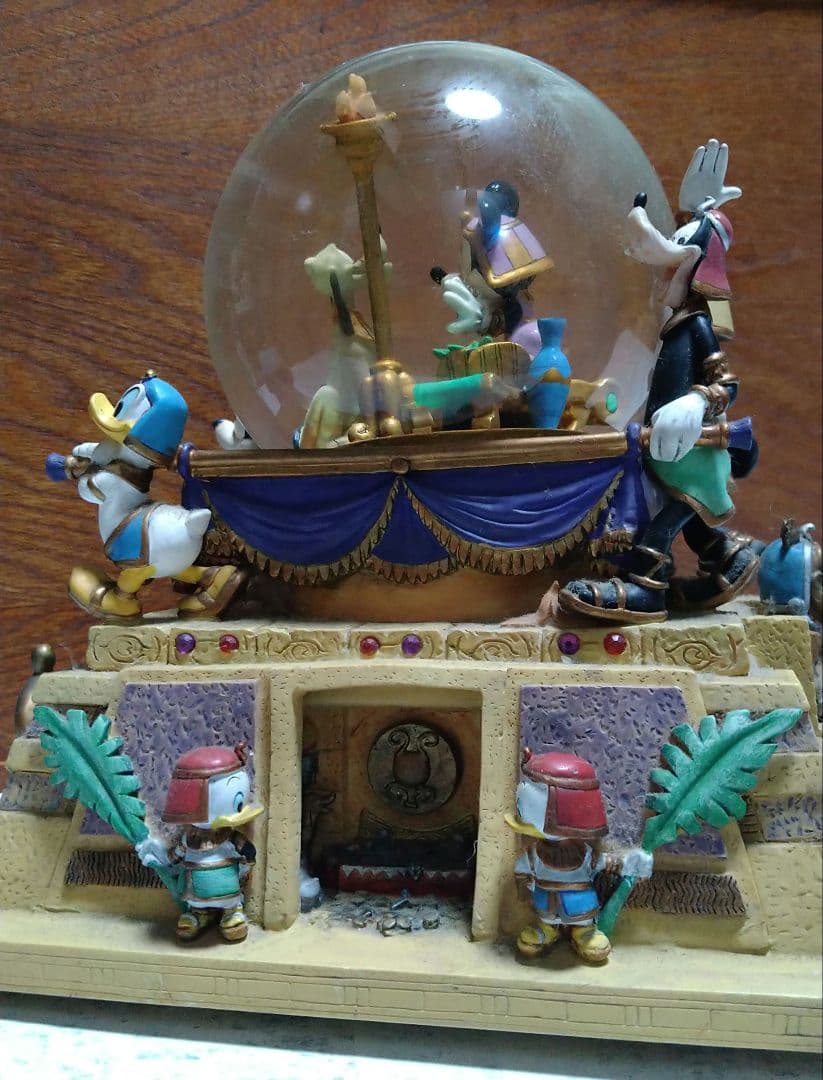 Disney☆ミッキーと仲間たち☆スノーグローブ