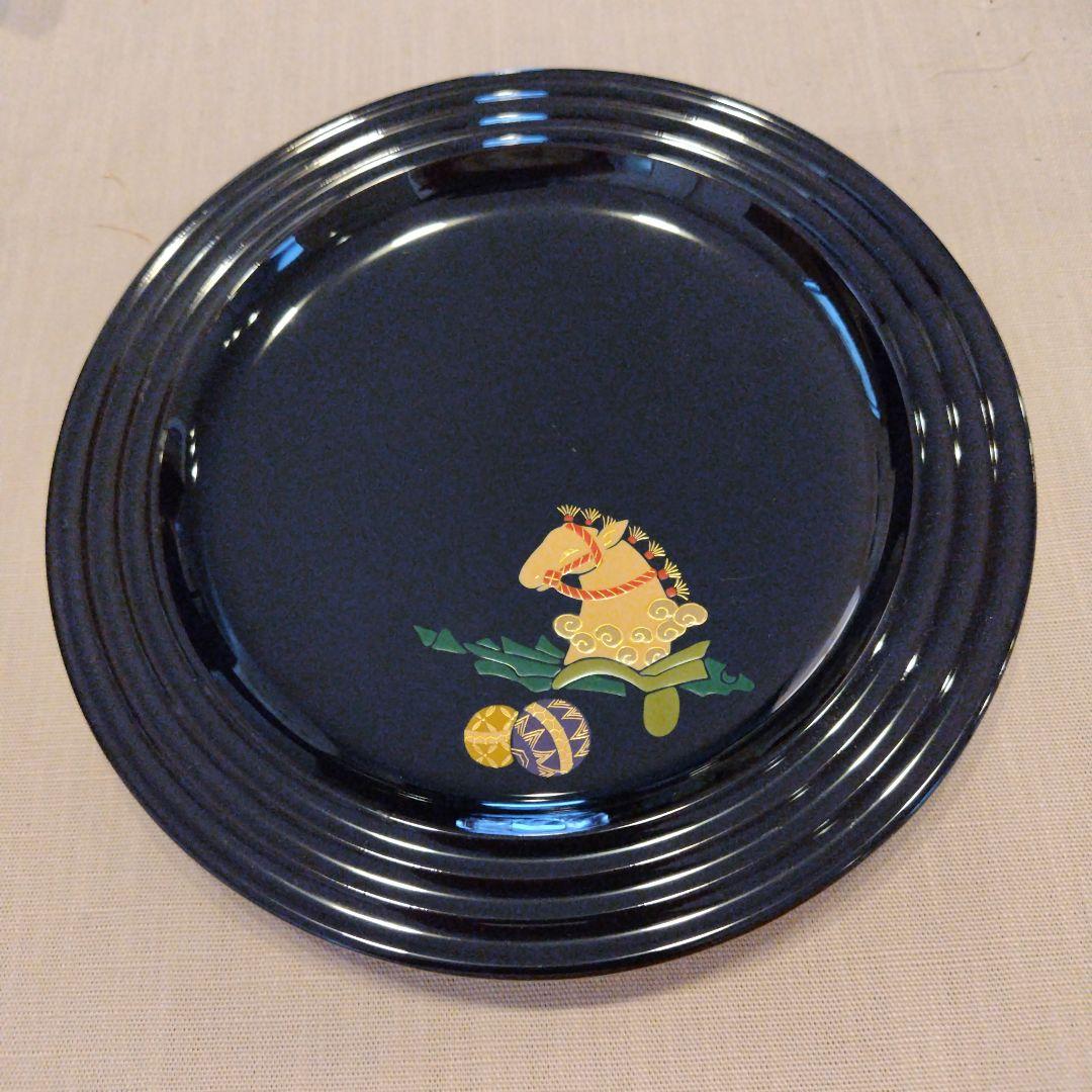 輪島塗　慶塚　春駒蒔絵　干菓子皿　一枚　木箱