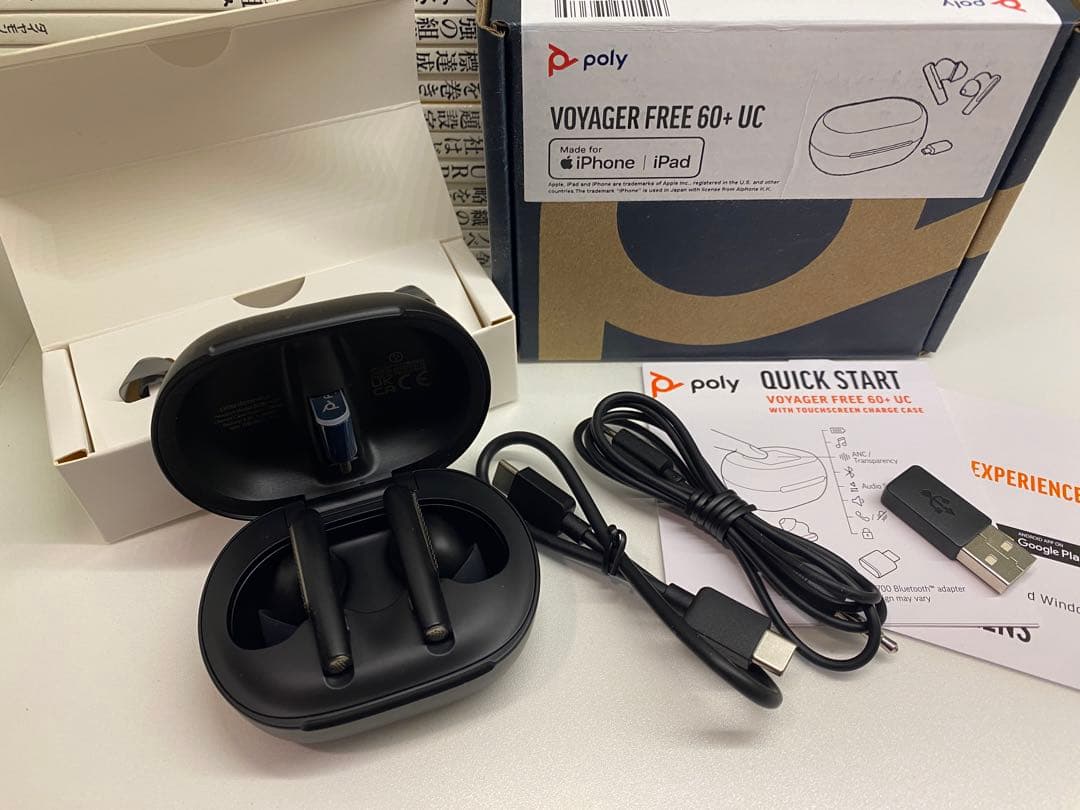 Poly Voyager Free 60+ UC ワイヤレスイヤフォン