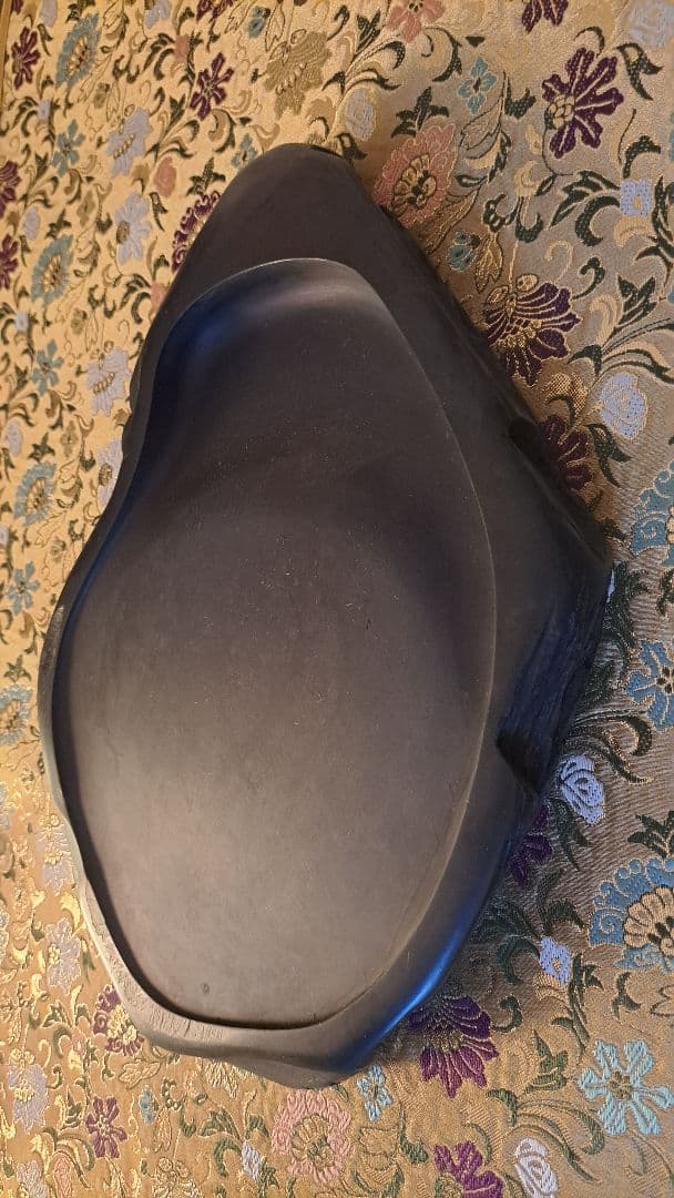 【雨畑真石】大型(30cm超)硯　秀峰作