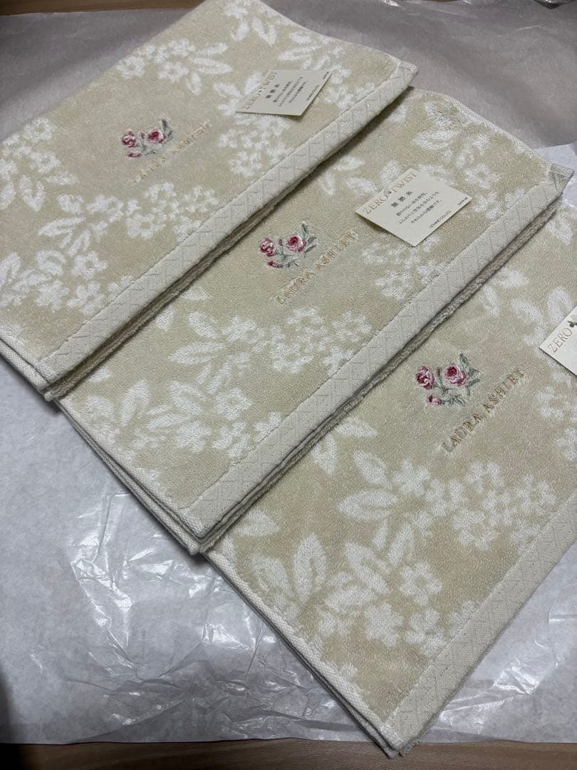 ローラアシュレイ♡フェイスタオルセット♡