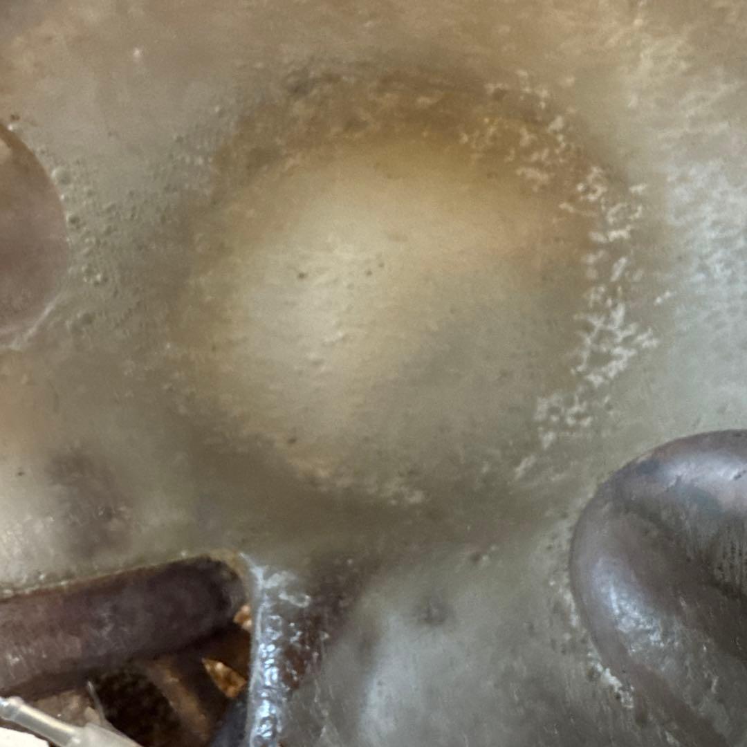 ビエナアンティークガラスの灰皿