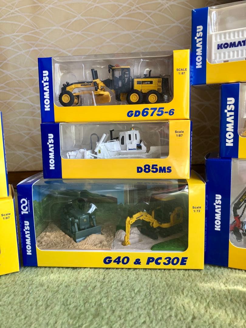 【人119様】コマツ ミニカーセット HD325-8 他　11点セット