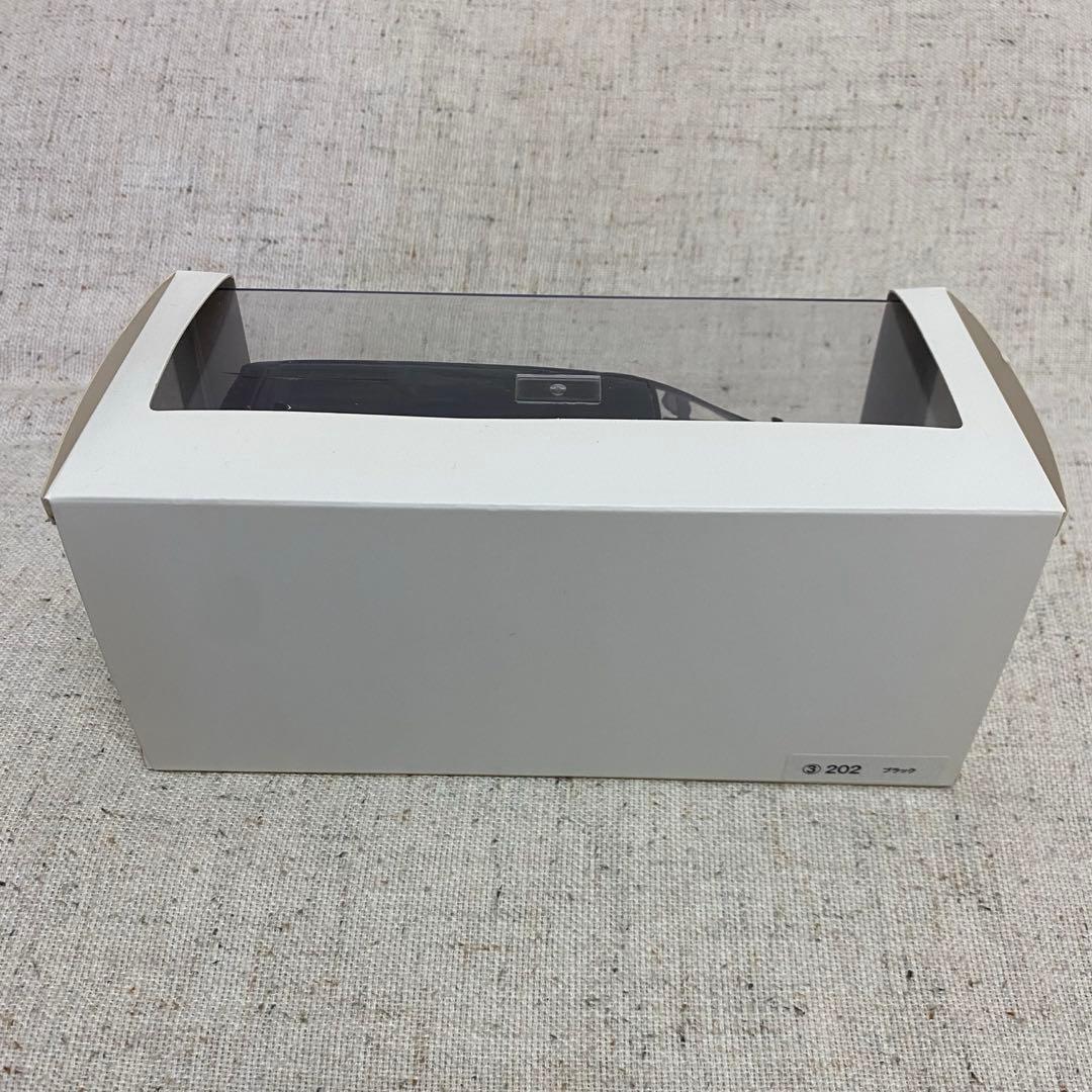 トヨタ　アルファード　後期　1/30スケールダイキャスト製　ブラック　非売品