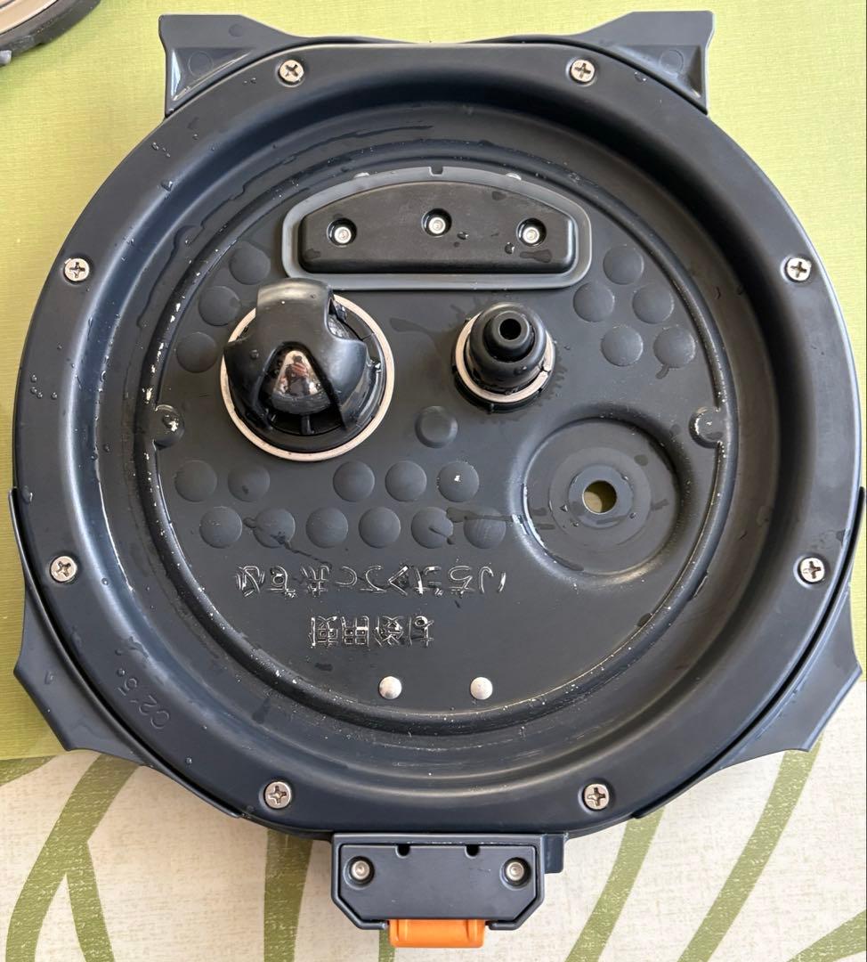 象印 圧力IH炊飯器 炎舞炊き NW-KB10（5.5合炊き）　ジャンク