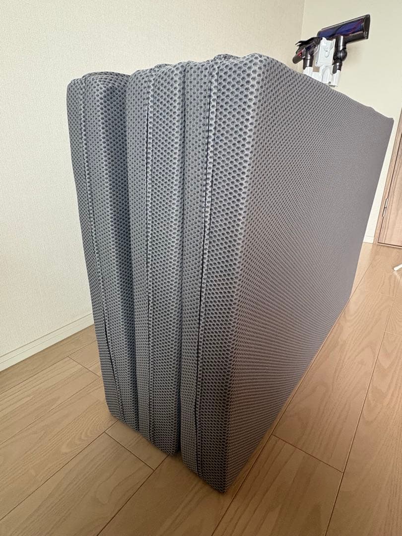 マニフレックス　サステナブルウィング三つ折り&オートマボックスシーツ