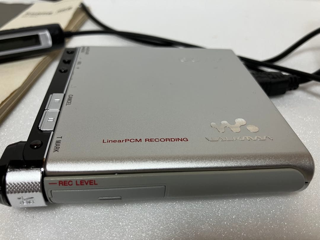 ソニー　MZ-RH1 MDウォークマン　SONY 希少