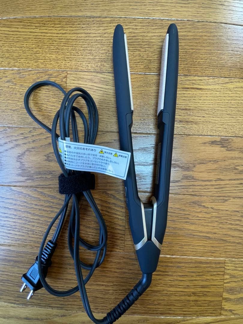 KINUJO W-worldwide model- キヌージョワールド