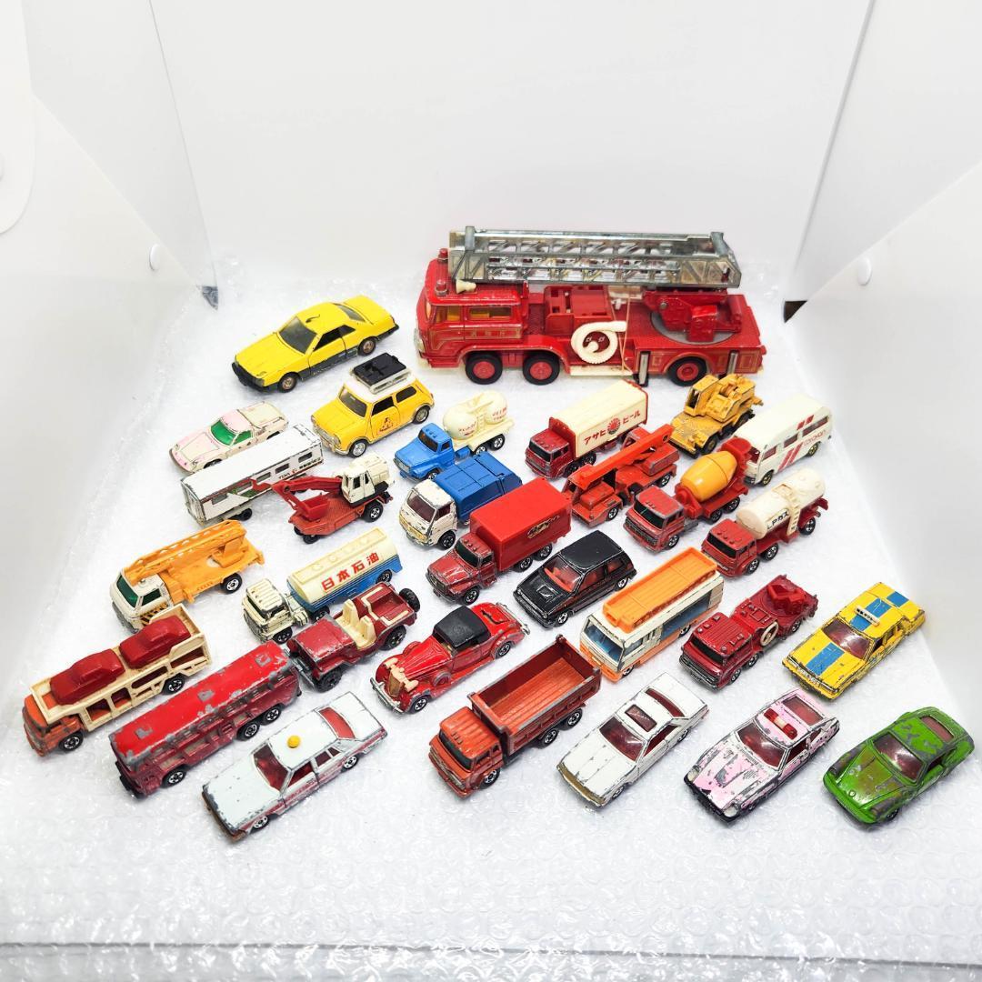 トミカ 日本製 セット トラック ダンプ スカイライン セドリック 消防車等