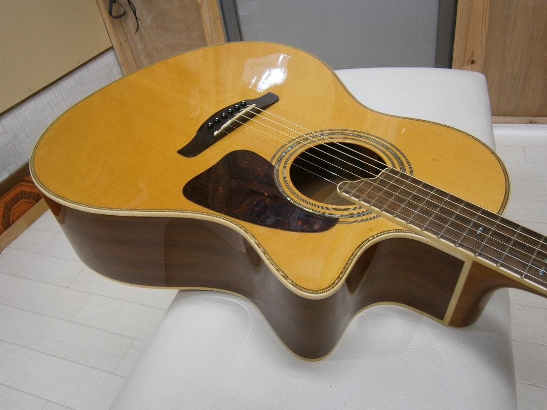 Sヤイリ＜YE-50＞エレアコ・トップ単板