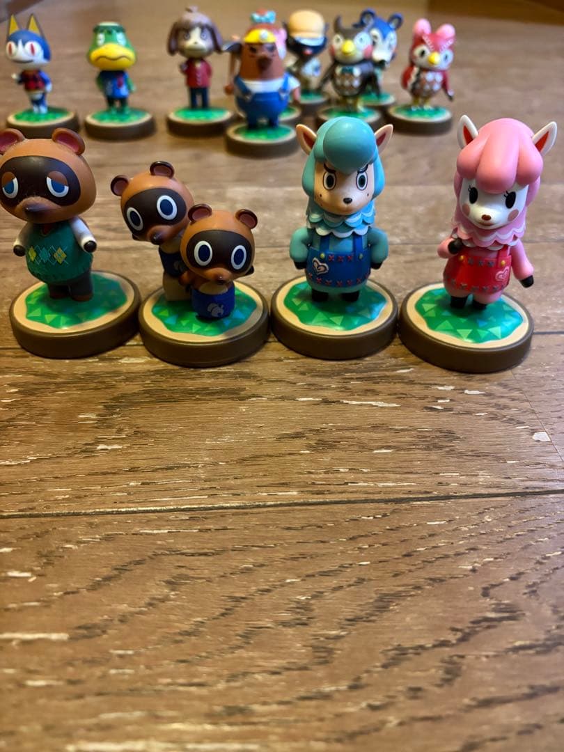 どうぶつの森 フィギュア型amiibo 16体＋スマブラ版2体　コンプセット