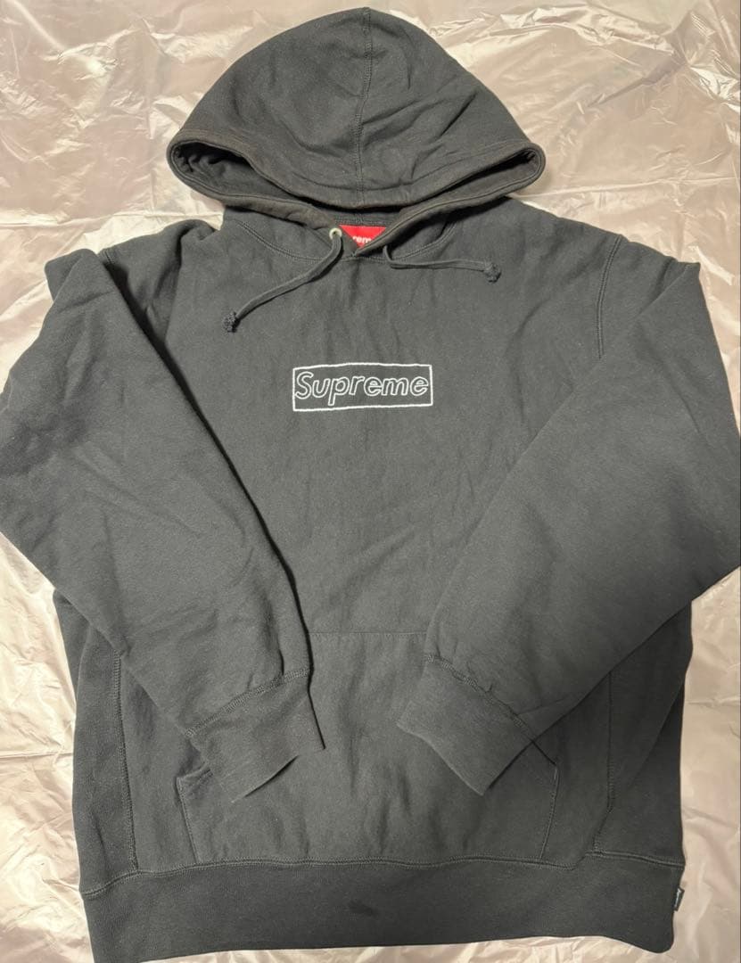 トップス Supreme hoodie kaws box logo