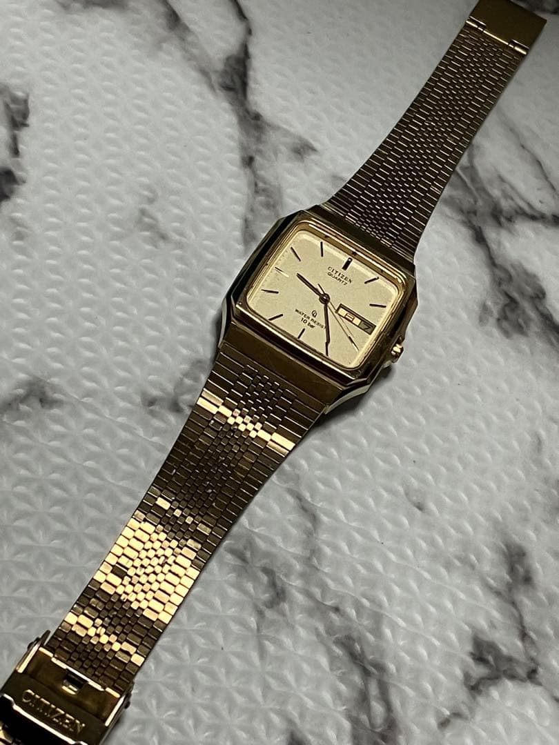 ★CITIZEN スクエア(角型)。1980年代前後製造。ヴィンテージ。動作品。