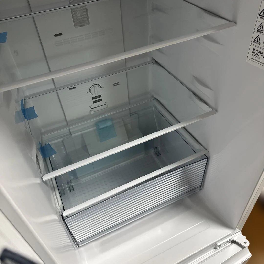 ほぼ未使用 SHARP 2023年製 冷蔵庫 179L つけかえどっちもドア