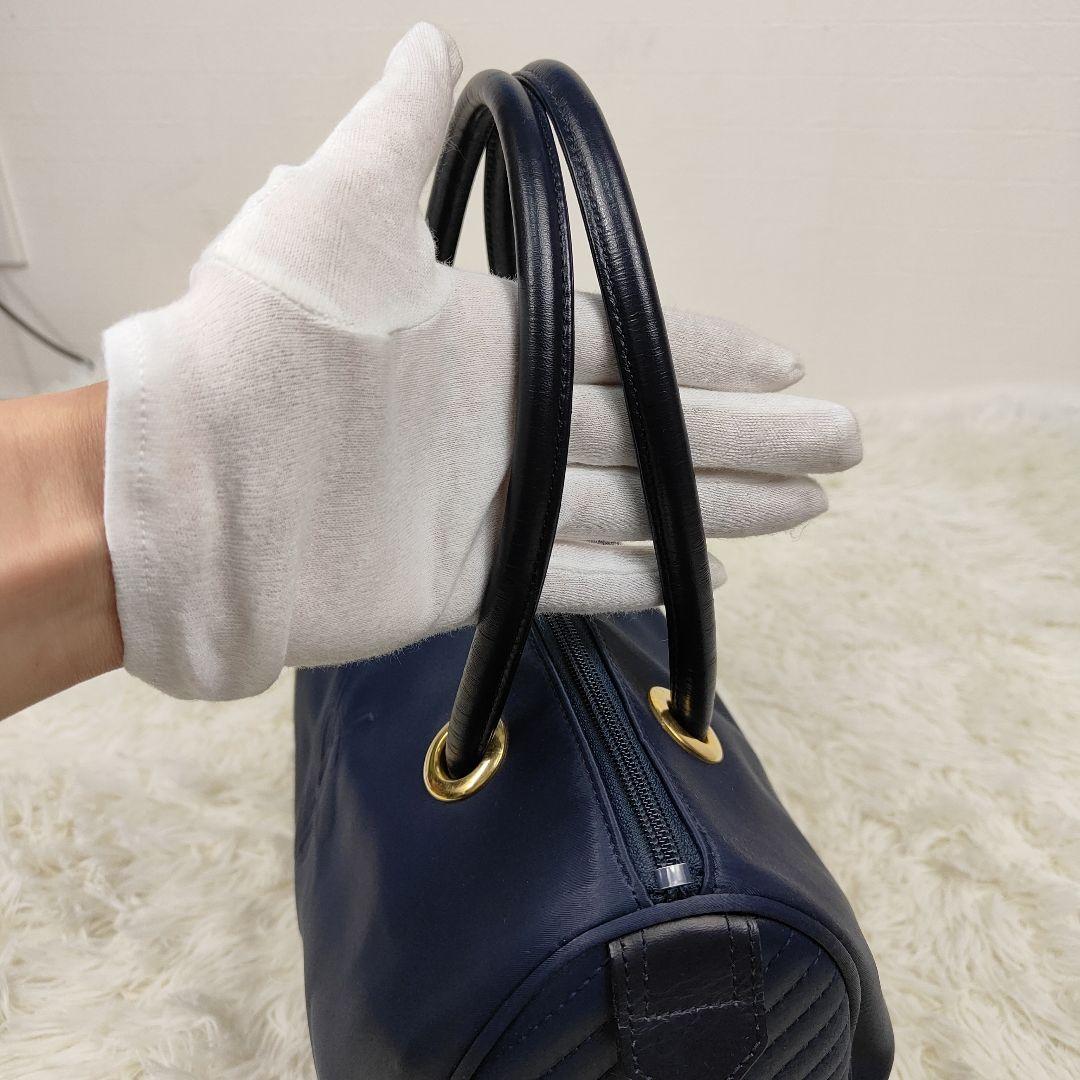 本日限定価格　イヴサンローラン　ミニボストンバッグ　　キルティング　YSLロゴ