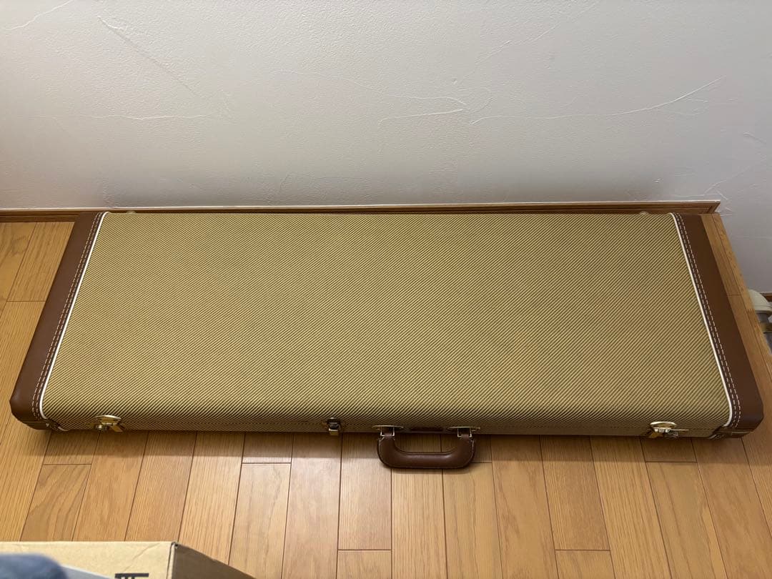 ギター Fender USA Yngwie Malmsteen Stratocaster