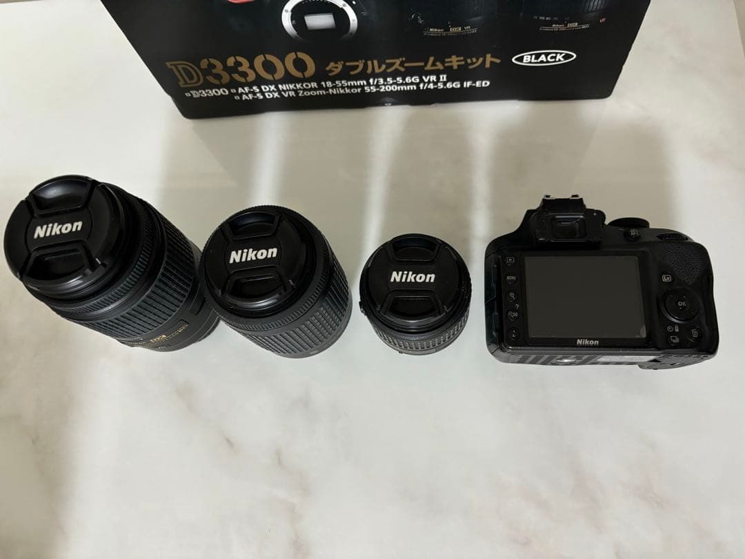 Nikon D3300 ダブルズームキット レンズ55-300付き