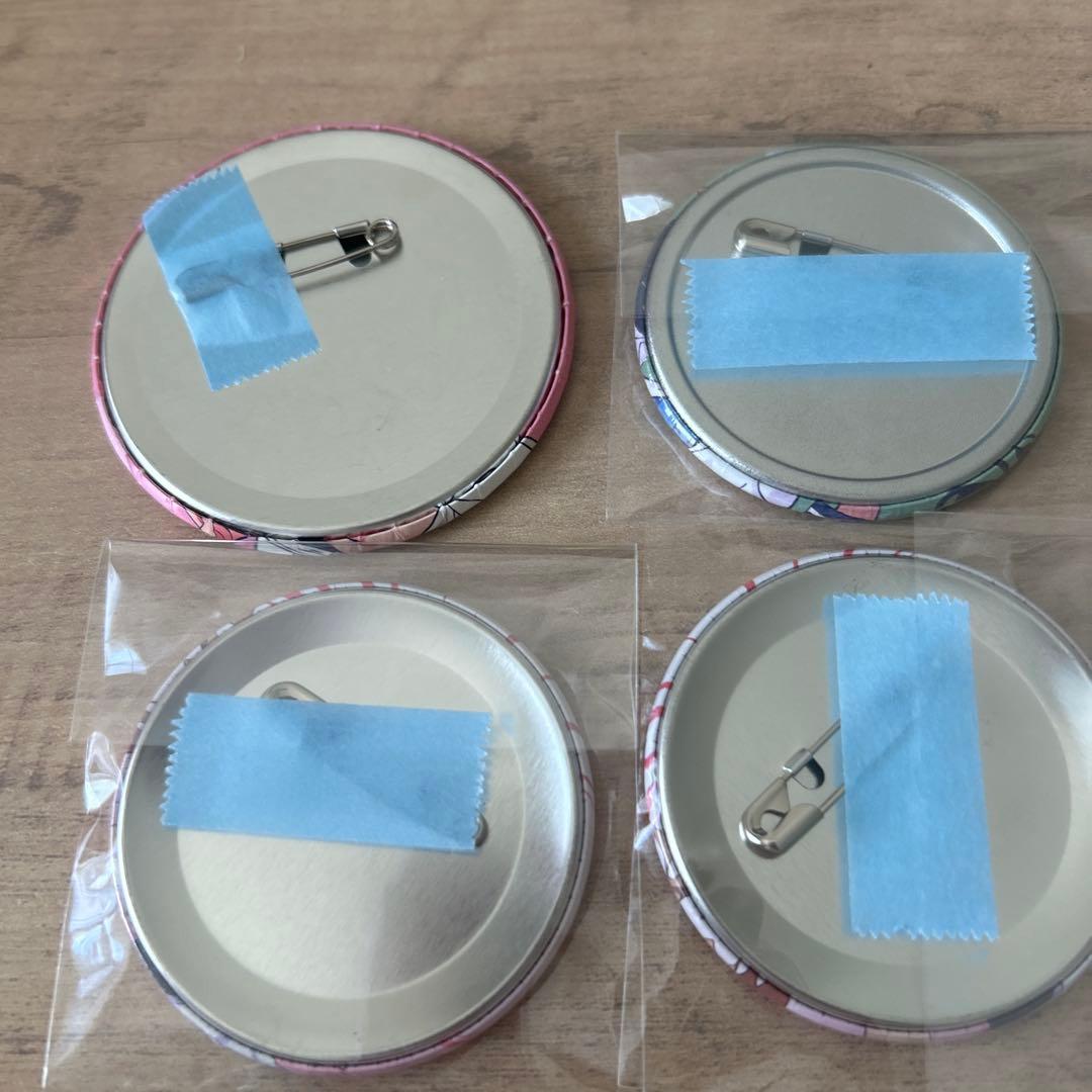 南夢芽　 宝多六花　缶バッジ　セット　グリッドマンワールド　限定 ガーリー　制服