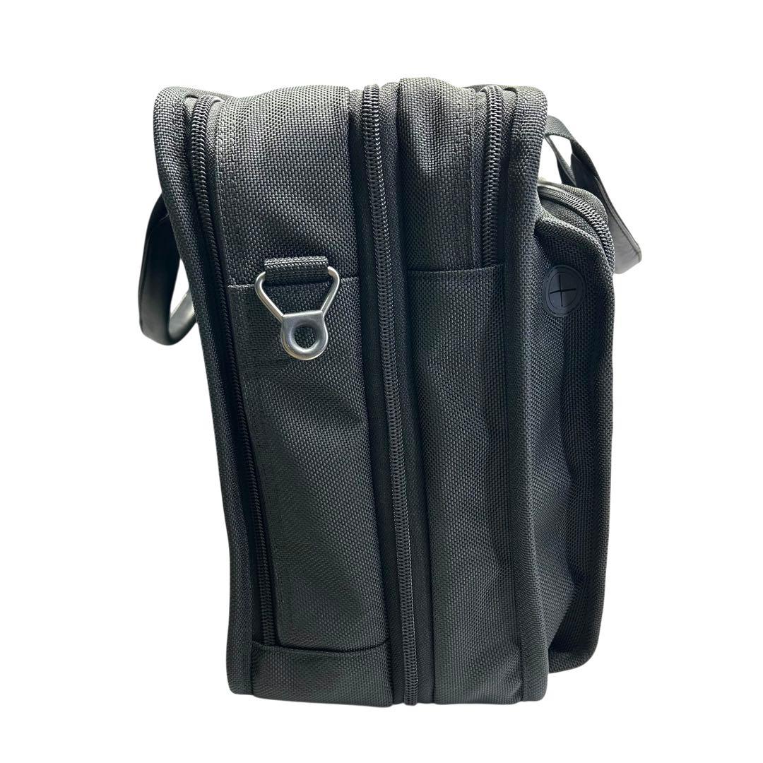 未使用級　トゥミ　TUMI ビジネスバッグ　ブリーフケース　オーガナイザー　2層
