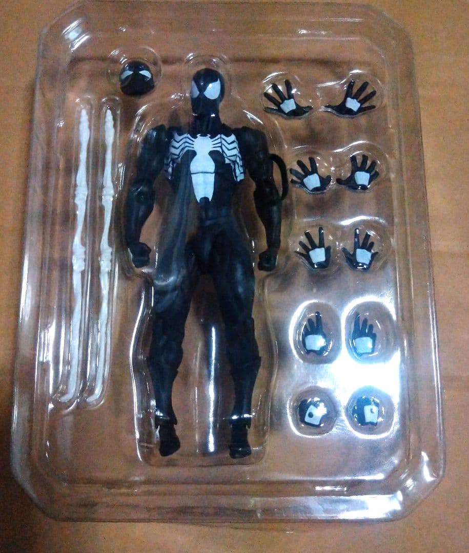 リボルテック　アメイジングヤマグチ　ブラック スパイダーマン　シンビオートスーツ