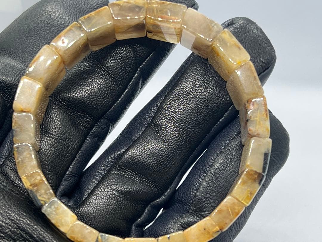 ②ゴールドルチルクォーツ太陽放射ルチルバングルブレスレット