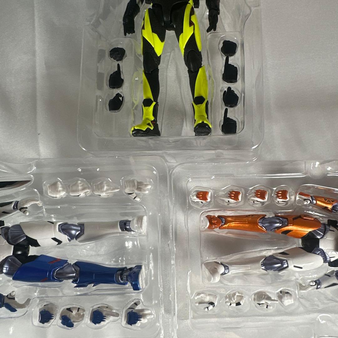 S.H.Figuarts (フィギュアーツ ) 仮面ライダーゼロワン 3体セット