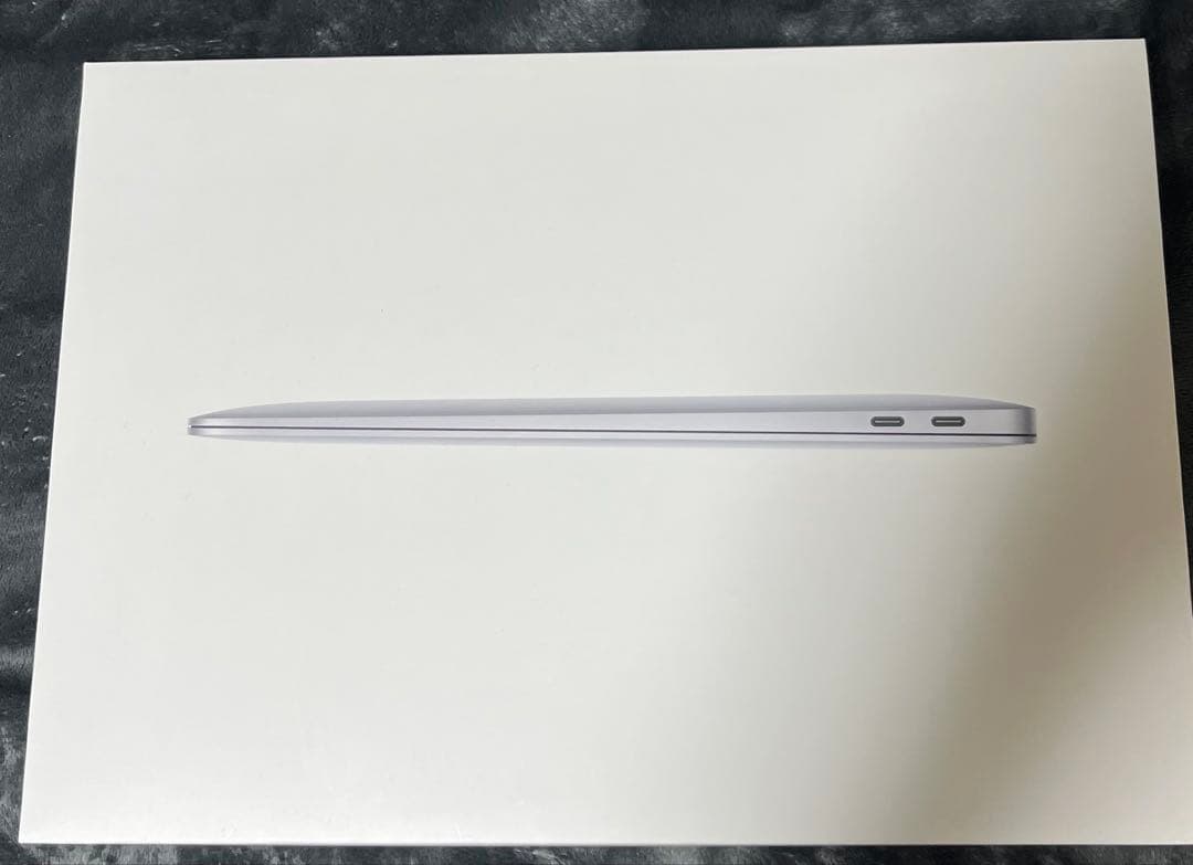 MacBook Air13インチ　core i3