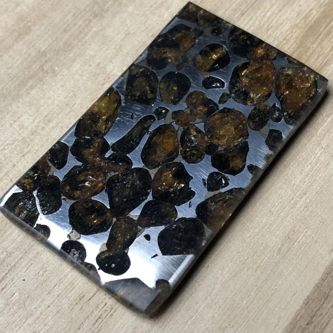 5*☆様 パラサイト隕石 隕石　石鉄隕石　セリコ隕石 美品　重さ約9ｇ　ケース付