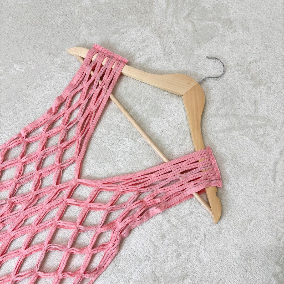 美品✨ISSEY MIYAKE ストレッチネット ノースリーブ　ベスト　ピンク