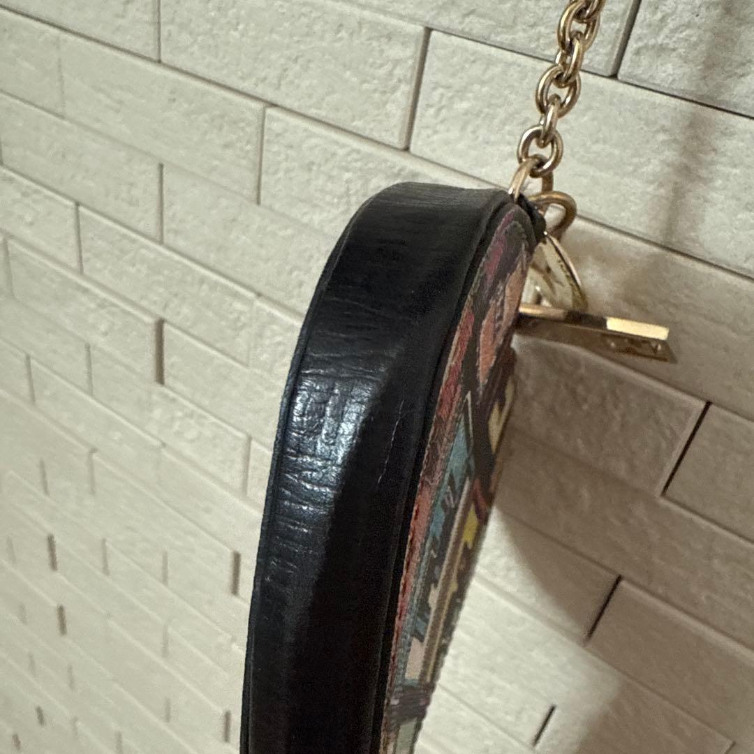 FENDI ハート型ケース