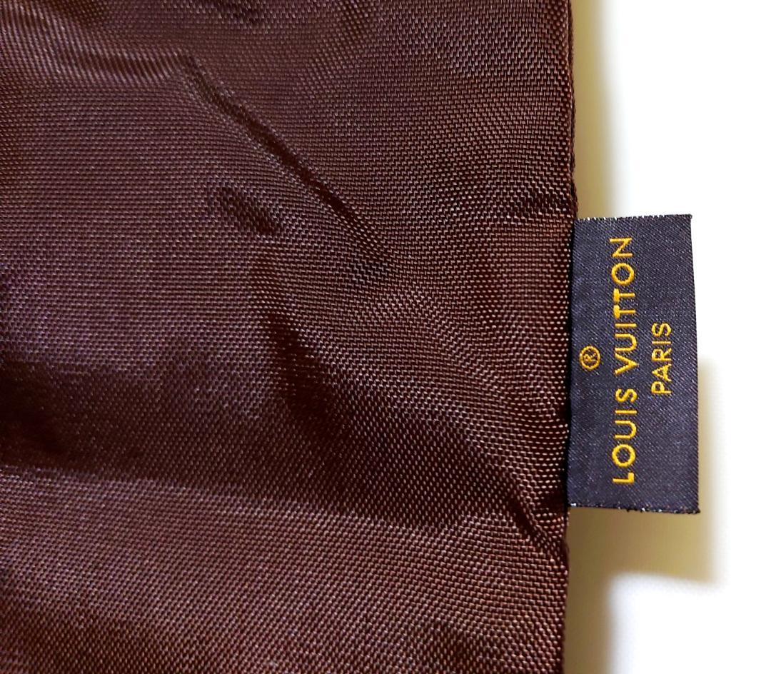 LOUIS VUITTON　ガーメントケース