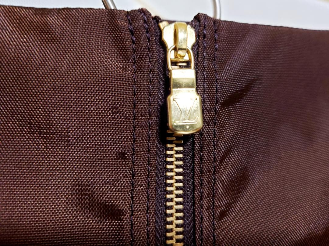 LOUIS VUITTON　ガーメントケース