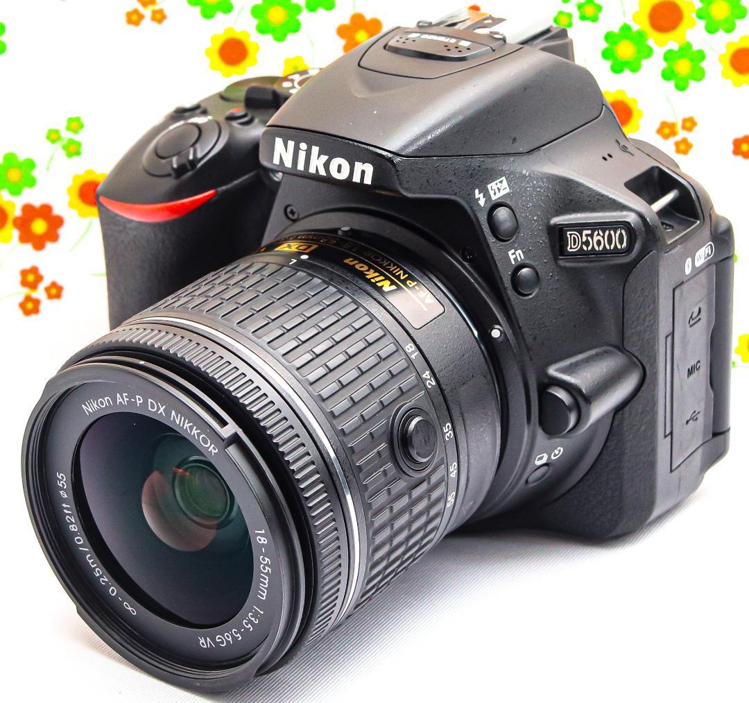 美品 ニコン Nikon D5600☆スマホに転送☆高性能一眼レフ☆自撮り可能！