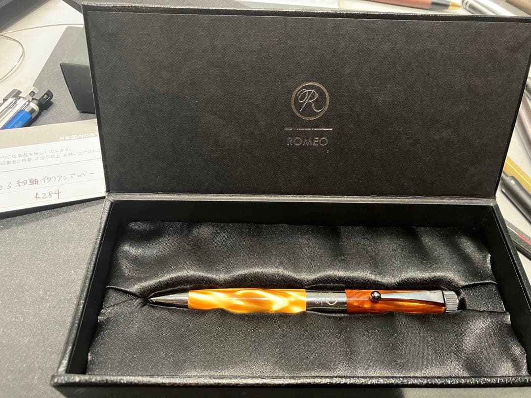 伊東屋 ロメオＮｏ．3 ボールペン 細軸 イタリアンアンバー