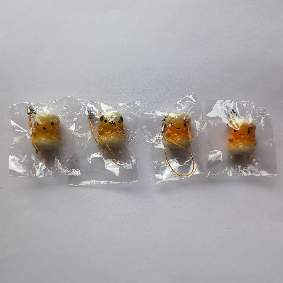 はいりたまえ！ちくわくん!!　ストラップ３種４体