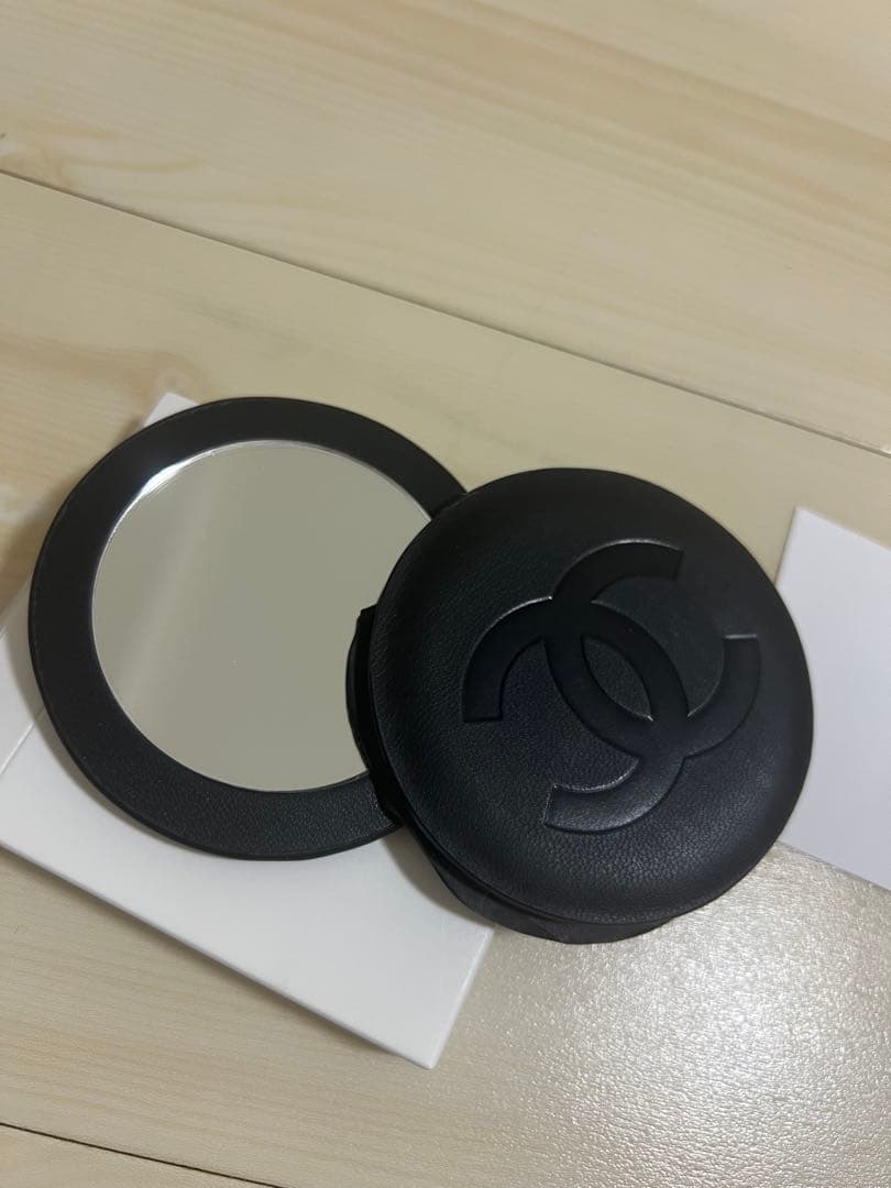 シャネル　CHANEL ミラー　超レア　ノベルティ　手鏡　限定