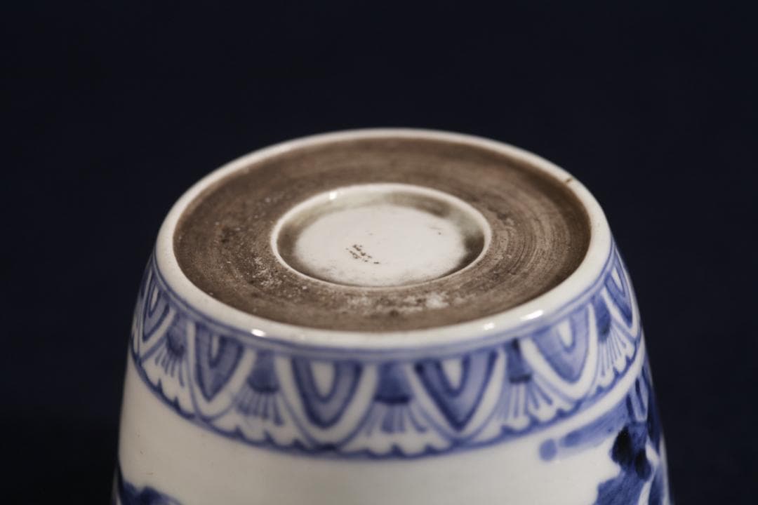 342 古伊万里染付大振アザミ図蕎麦猪口　無傷　幕末