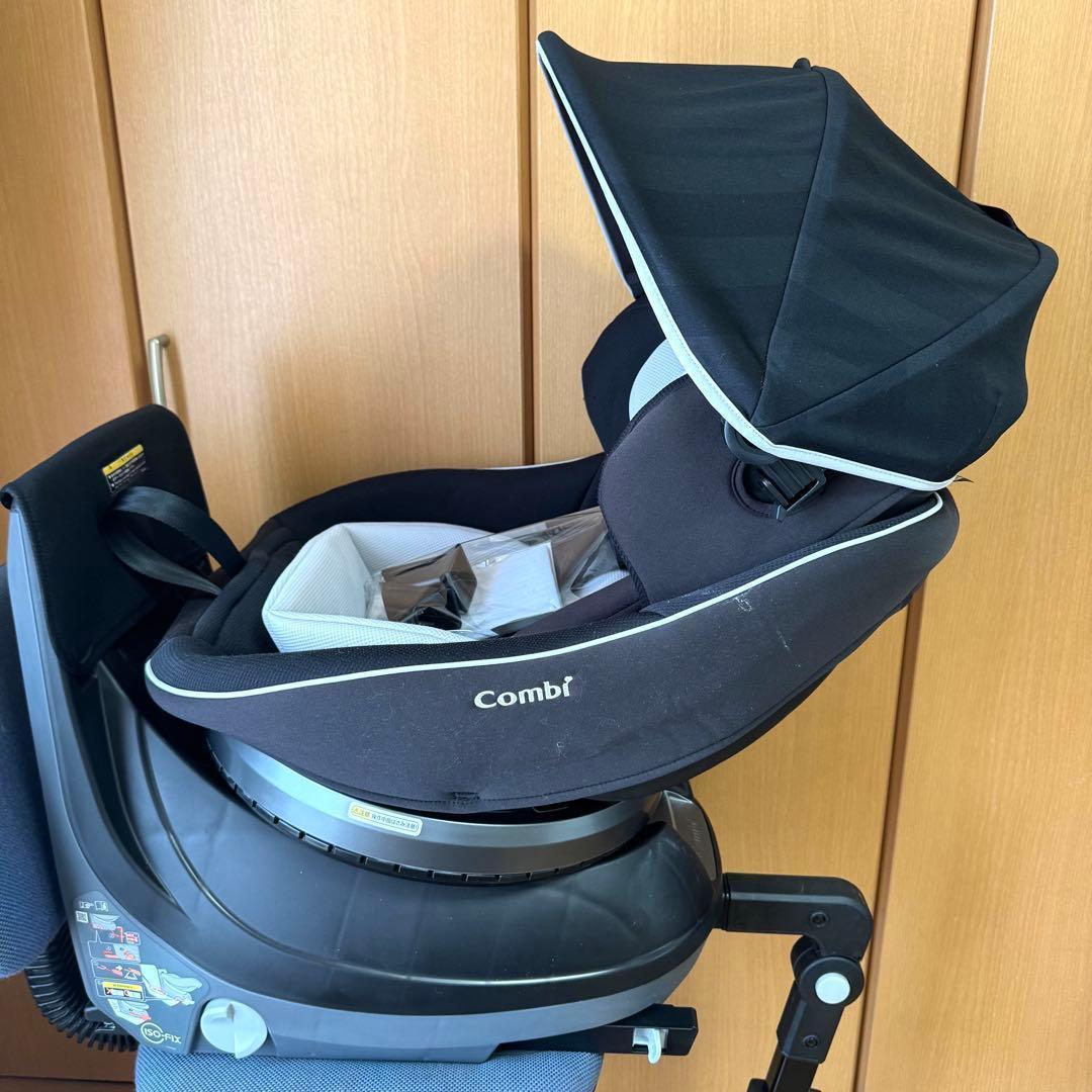 【美品】Combi クルムーヴスマートisofixエッグクッションNeo