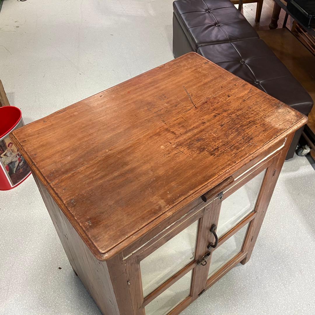 ヴィンテージキャビネット サイドボード ショーケース