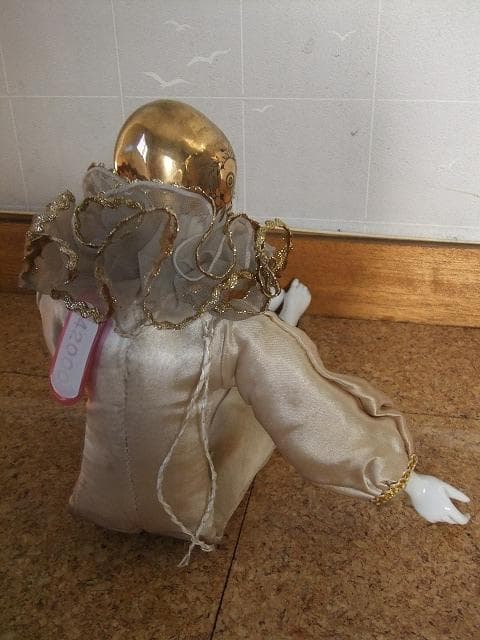 「アール・ヌーヴォー」時代のお人形　ピエロのような雰囲気