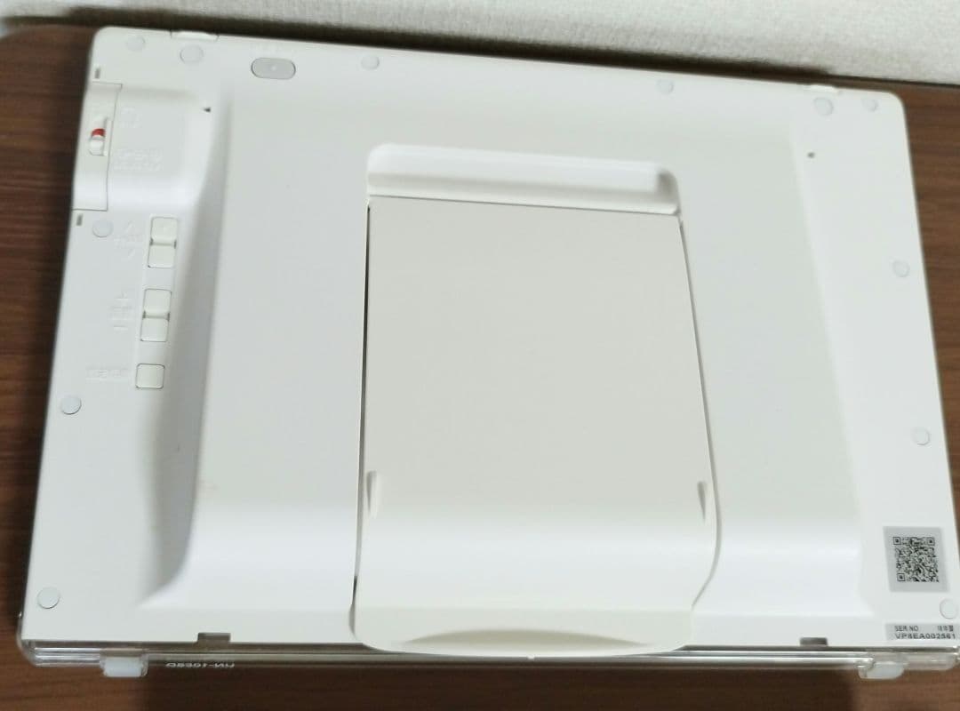 Panasonic VIERA UN-10E8 ポータブルテレビ