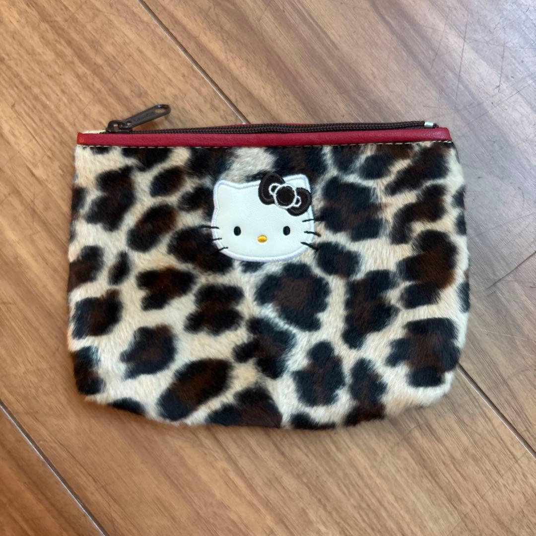 d*9様 サンリオ　ハローキティ　ヒョウ柄バッグ・ポーチ・ぬいぐるみセット