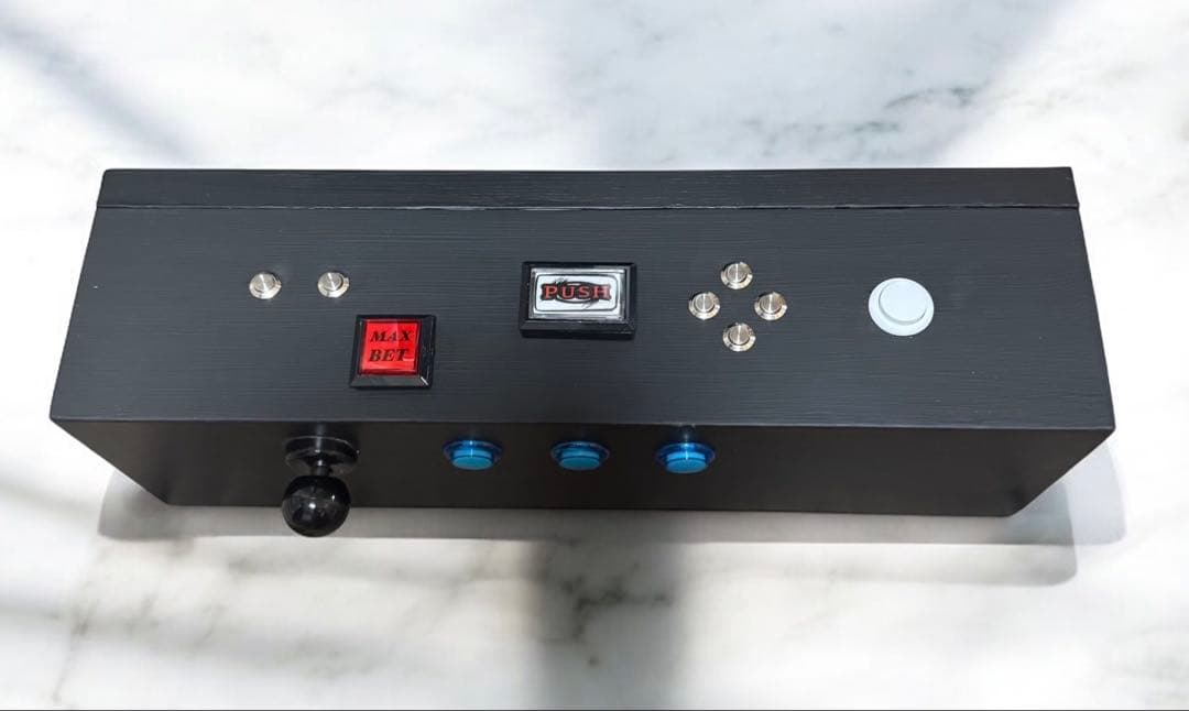 高性能光るパチスロコントローラー　サミタ対応　iPhone．iPadにも新対応！