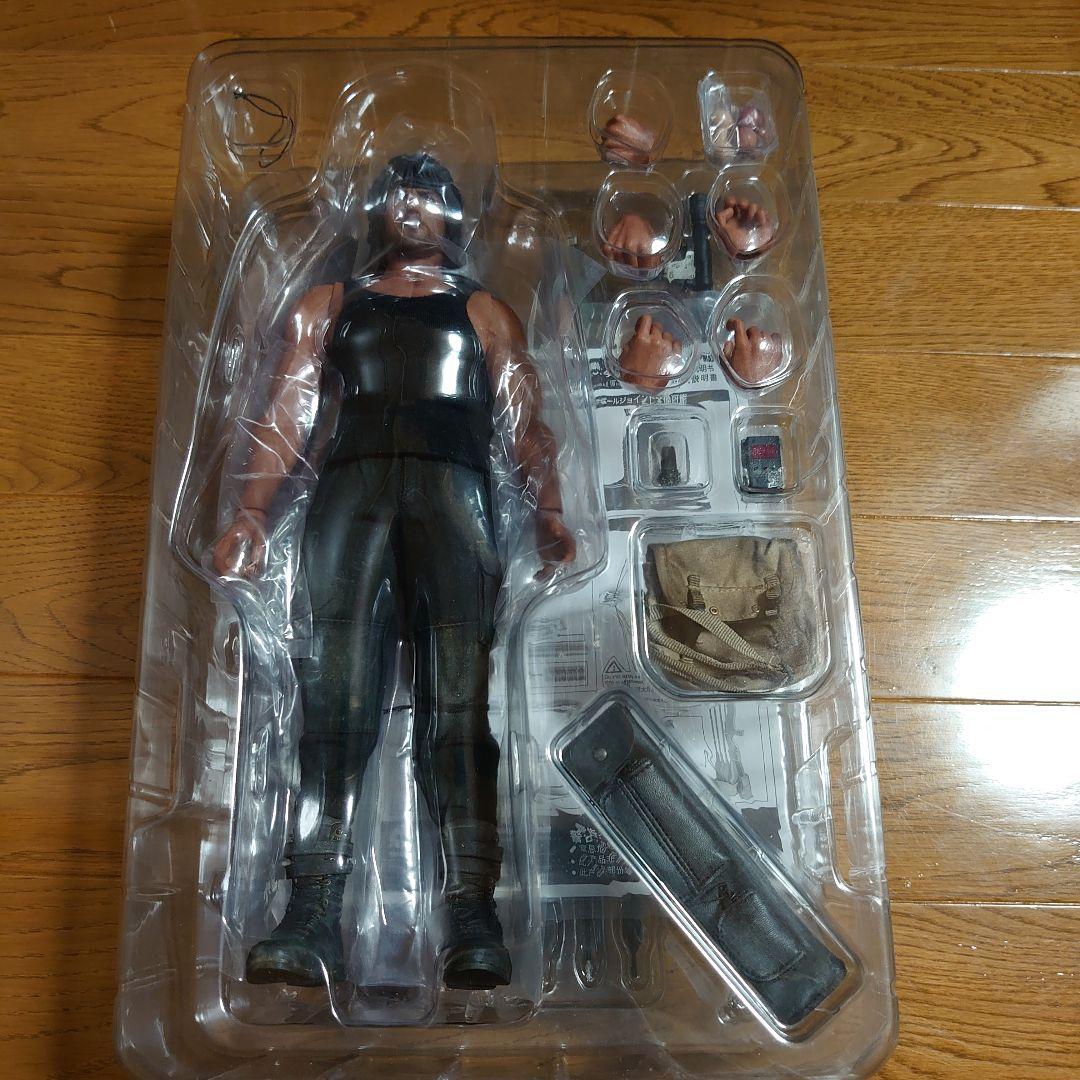 スリーゼロ ランボー3 1/6 フィギュア ホットトイズ系