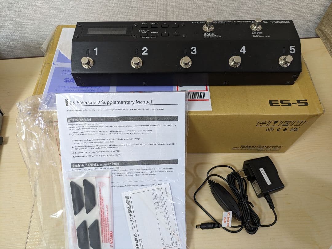 BOSS ES-5 スイッチャー