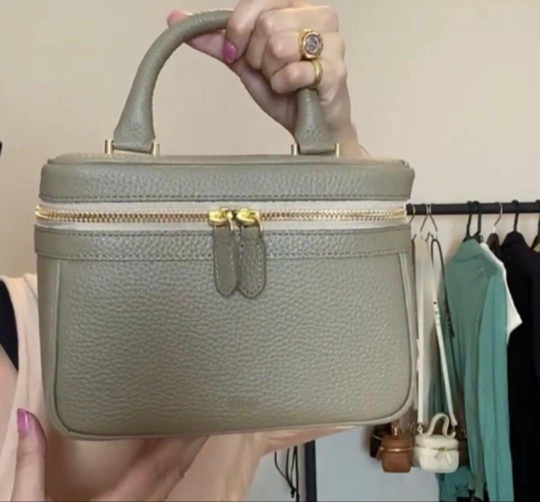 chiii bag バニティバック